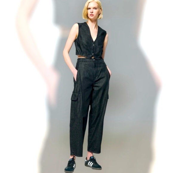Etica Lewis High Waist Pleated Ankle Cargo Jeans - Picture 1 of 8
